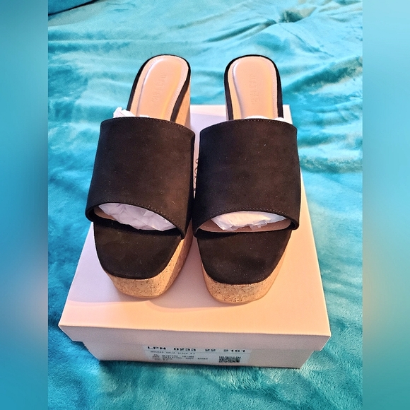 NIB Women’s Just Fab Platform Shoes Size 8.5 - Picture 2 of 13